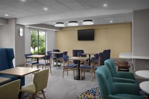 Hampton Inn Lenoir City