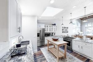 Whale Watchers -Upper