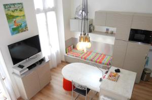 Appartements Lumineux studio meuble au centre-ville : photos des chambres