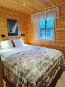 Parimökki Kaarni - 1km Ylläksen rinteisiin