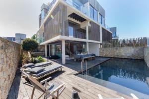 Pink House Santa Cruz