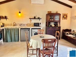 Villas CASA FELICE - 1 Chambre - Climatisation - Jacuzzi Prrivee : photos des chambres