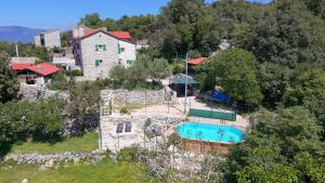 Villa Ana with jacuzzi & swimming pool