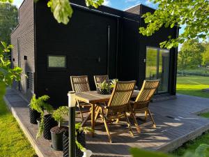 Strandnära modernt gästhus