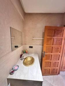 Central Gueliz Apartment Bright & Peaceful