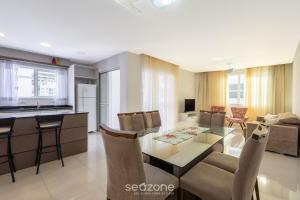 Apto 450m da praia c churrasq. e 3 suítes TAH0602