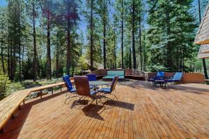 Black Butte Ranch: Hawks Beard Home