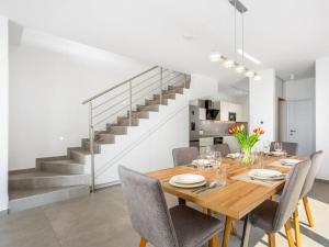 Holiday Home Larus by Interhome