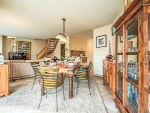 Apartment Bonito with balcony & harbour view by Interhome