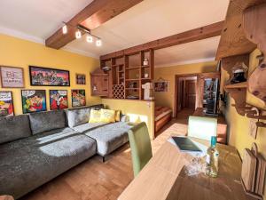 Apartment Sunshine Top 12 by Interhome