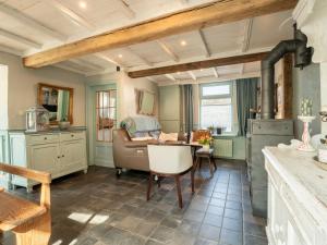 Holiday Home Gigi - quit and rustic cottage by Interhome