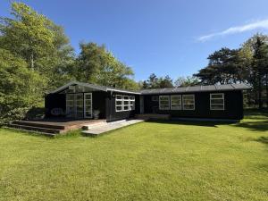 Holiday Home Sylvana - from the sea by Interhome