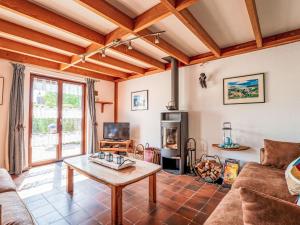 Holiday Home Polderhuis 9 parking and shared pool by Interhome