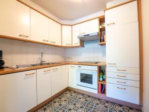 Apartment Prima Vera by Interhome