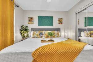 Casa Marigold ATX - Cozy Stay - Near DT & Airport