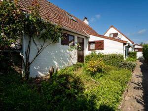 Holiday Home Duinenhuis 123 by Interhome