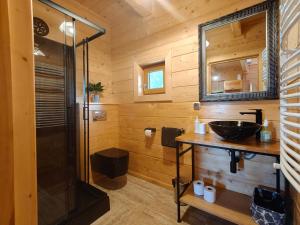 Domek w Zębie z jacuzzi w cenie