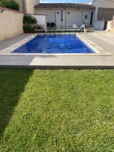 Studio moderne proche centre village