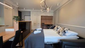 Exclusive Center Apartment Free Parking by CityBeat