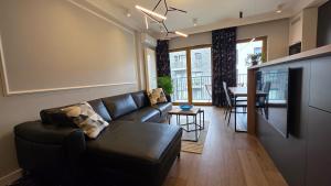 Exclusive Center Apartment Free Parking by CityBeat