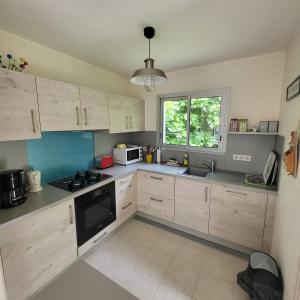 Maisons de vacances FOUESNANT La Maison de Gigi, a 2 minutes de la plage de KERLER : photos des chambres