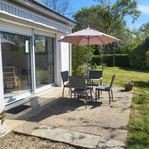 Maisons de vacances FOUESNANT La Maison de Gigi, a 2 minutes de la plage de KERLER : photos des chambres