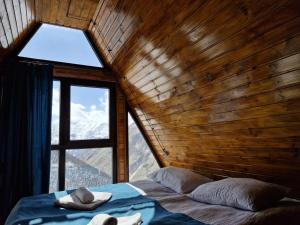 Cottage Hillside in Juta