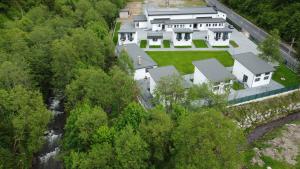 Complex WhiteBerg Haus Colibita