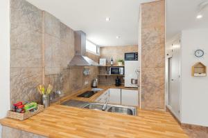 Nanos Beach House