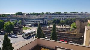 AVIGNON hyper centre calme