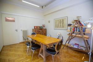 La Boheme stylish Flat i