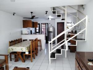 Duplex 2 Suites Taperapuan 200 mts da praia com churrasqueira particular