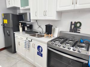 Moderno Apto #4 Casa Tía Tona zona 1