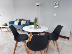 Moderno Apto #4 Casa Tía Tona zona 1