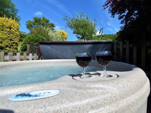 2 bed property in Backbarrow Lake District SZ393