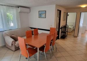 Apartment Deni