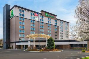 Holiday Inn Wichita East I-35 ..
