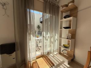 VIA VALENTINA "el deseo de volver" departamentos temporales sobre Av Eden centro