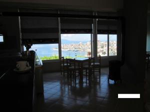 Guest House and Tavern Leo