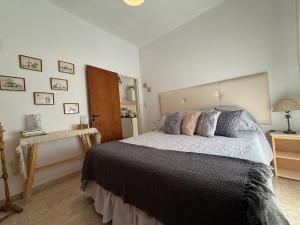 VIA VALENTINA "el deseo de volver" departamentos temporales sobre Av Eden centro