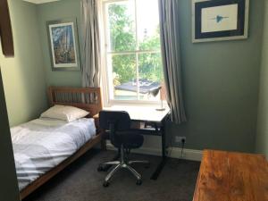 Sunny Seven Dials 4 Bed with Garden