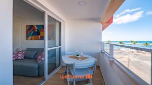 Apartamento com Piscina e Vista Incrivel em Amaralina