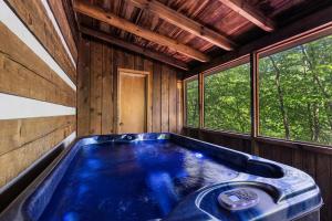 Nestled by Venture Smoky Mountains