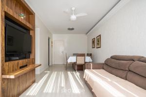 Apto em BC a 4min da praia e Av. Atlântica EPF202