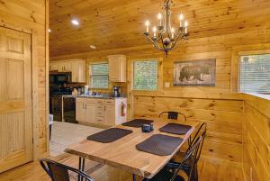 The Bair Shack by Venture Smoky Mountains
