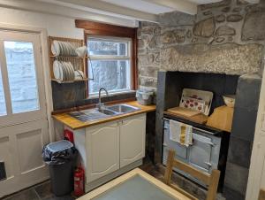 Traditional Fishermans Cottage with 3 bedrooms