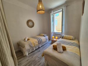 Appartements Carolina, T3 centre historique de Bandol : photos des chambres