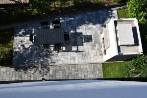 Bonaca apartments with terrace, barbecue and private parking