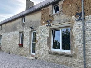 Maisons de vacances Comfortable house for 4 guests in Saint-Come-du-Mont : photos des chambres