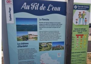 Campings Mobil-home Vue mer Piscine - Camping La Falaise Equihen-Plage - La Coquille d-Opale : photos des chambres